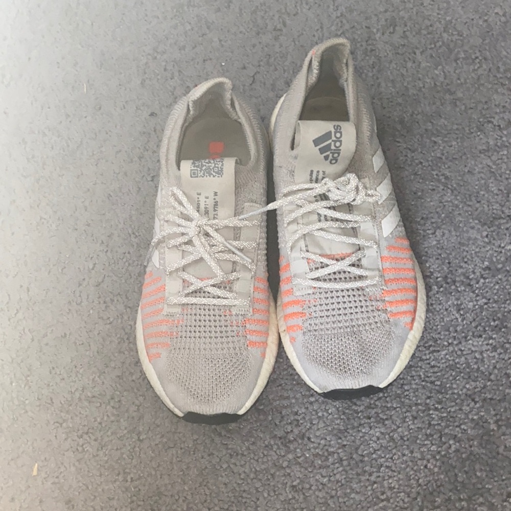 Running shoes